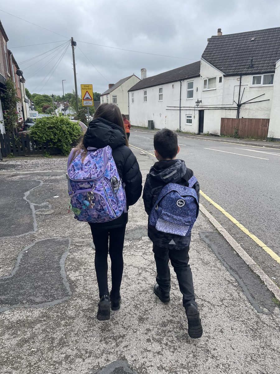 Travel Smart Week done ✔️ 

Walked to school every morning in all weather. 

Sadly the traffic has been significantly worse because of the wet and cold weather but very smug to walk past everyone sat in queues! 

@Be_Travel_Smart #sustainabletravel #doyourpart