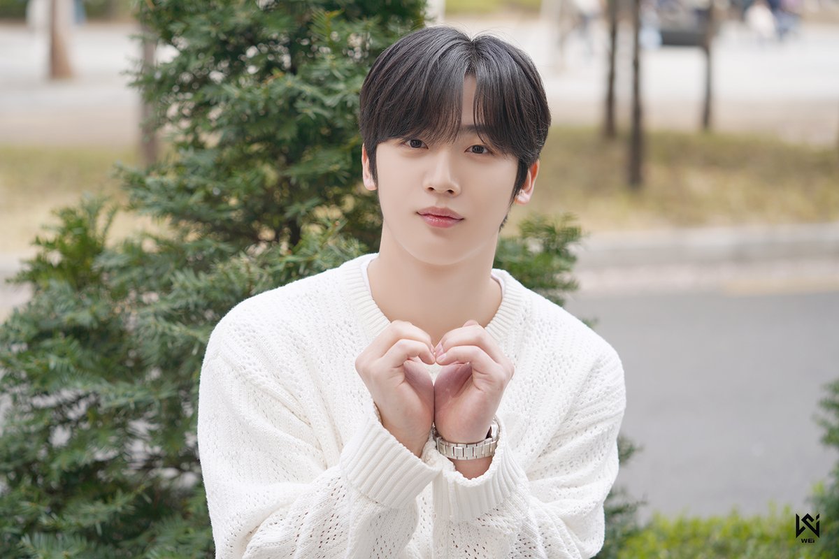 WEi__Official's tweet photo. [POST] 프로 존잘러: 청순의 대명사 "김요한"

https://t.co/LjPrsIUX6w

#위아이 #WEi
#김요한 #KIMYOHAN https://t.co/rlfGpvy6Oa