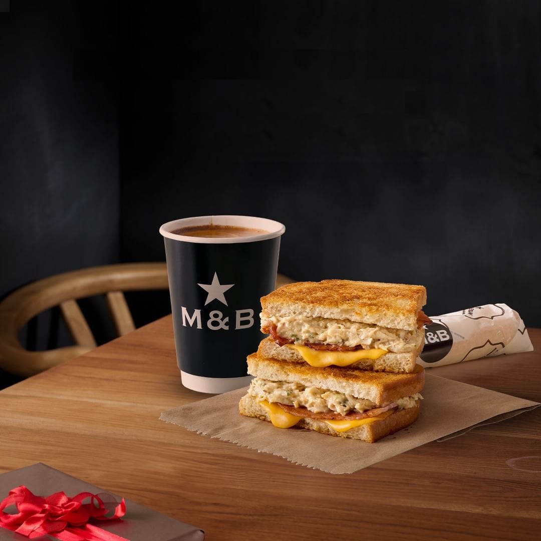MuggandBeanKe's tweet photo. Fuel your day with our unbeatable combo: Crunchy Sandwich and a Heavenly Cappuccino only at Mugg &amp; Bean On-The-Move.☕️🥪😍
#muggandbeankenya #nairobi #coffeelovers https://t.co/lTHvuFVHPM