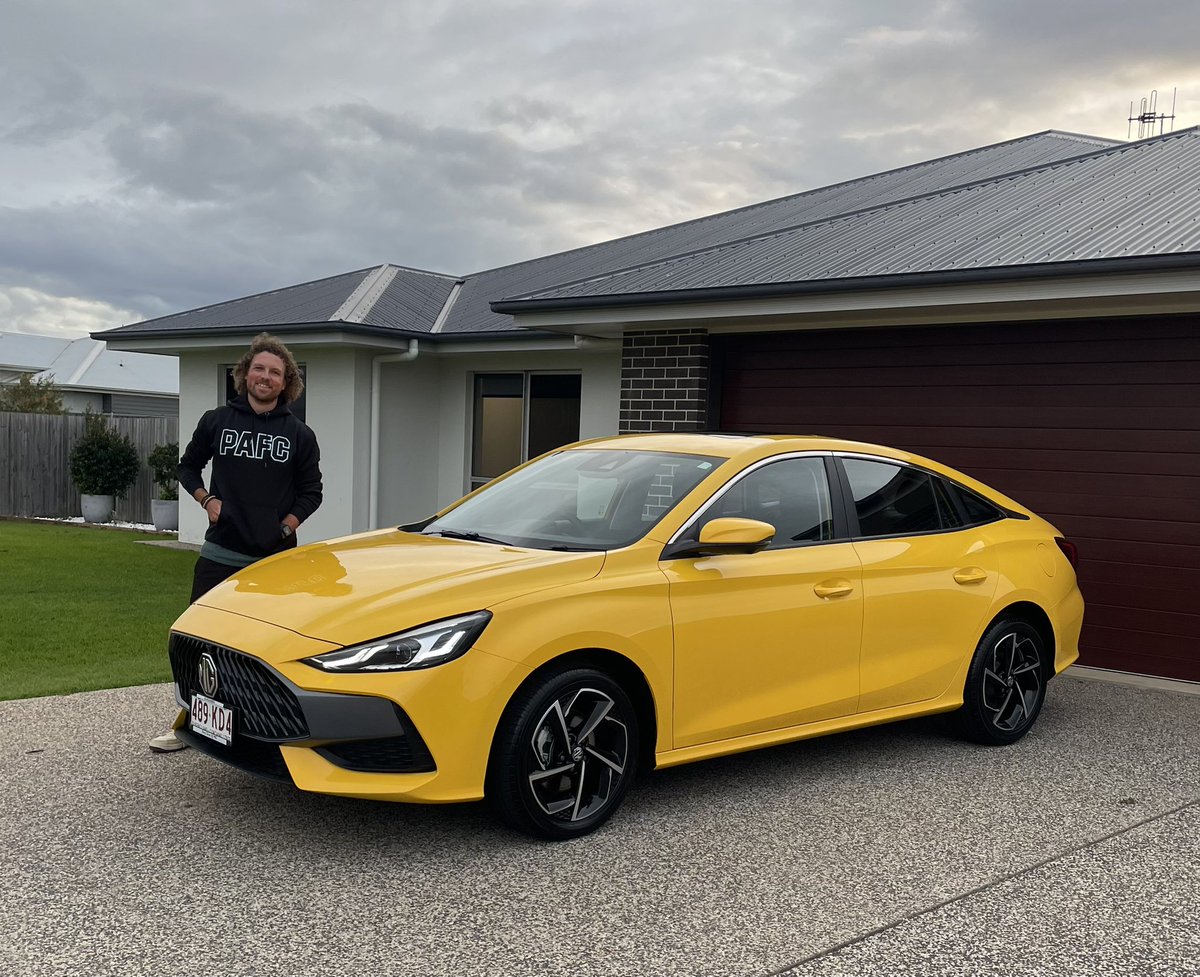 JasonBethune5's tweet photo. So excited! Got my first ever new car today! Thank you MG Motor Australia! @PAFC like the new wheels?💛 https://t.co/L8ebs4wSpy