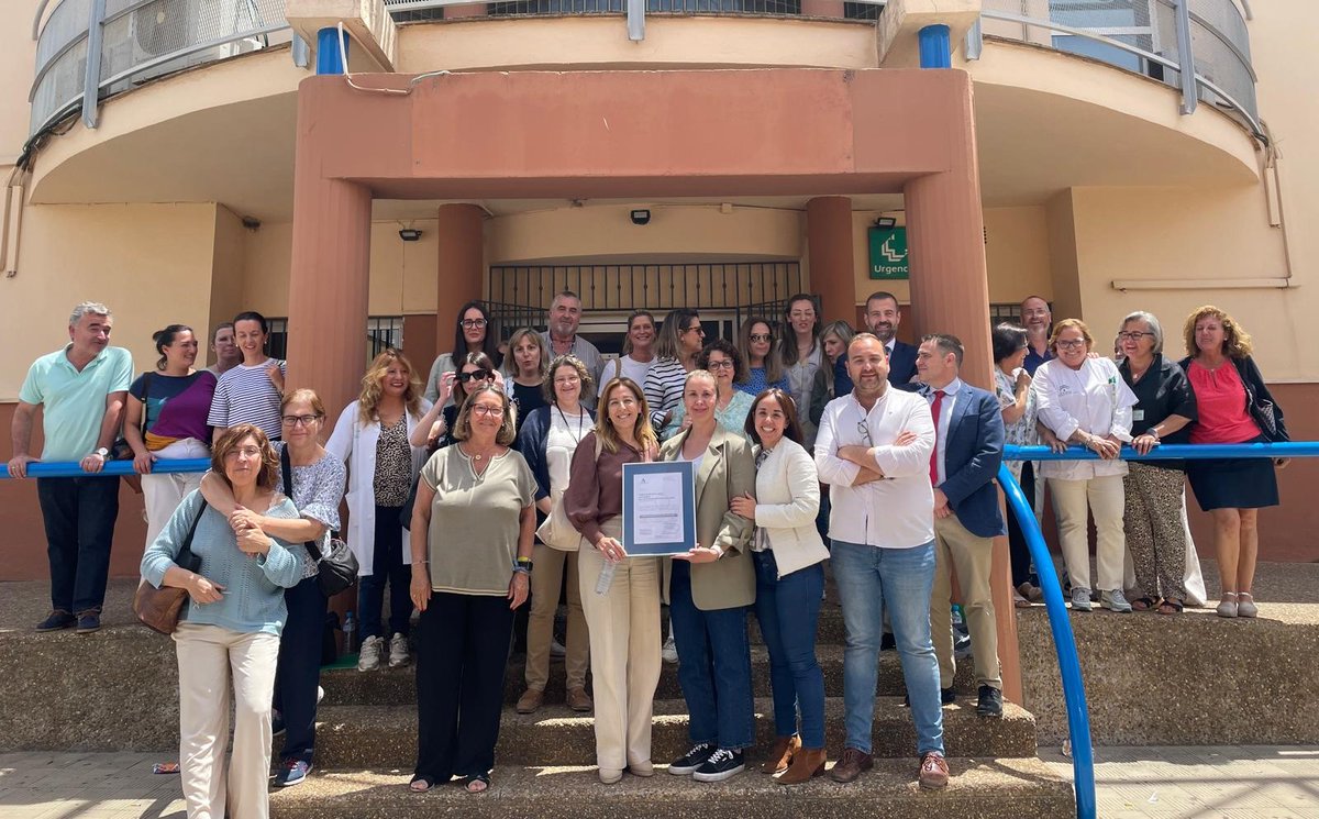 Ayer también asistimos ayer a la entrega de la #certificación de @calidadACSA en nivel `Avanzado´🎖️ a la UGC Los Alcores, del Distrito Sanitario Aljarafe-Sevilla Norte.