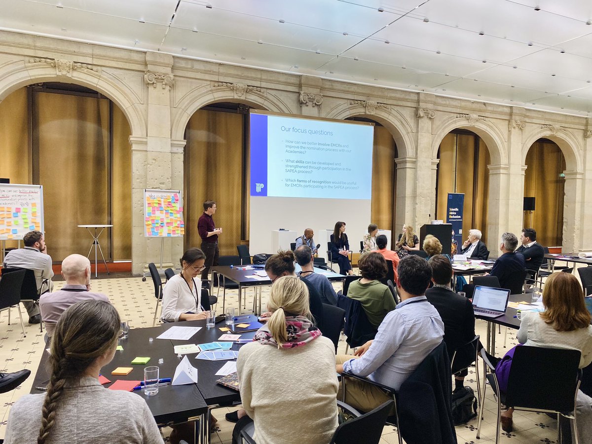 Fantastic @ALLEA_academies General Assembly bringing together 200 scientists from across Europe. Grateful for the insightful exchanges on research collaboration, science advice and the important role that young scientists and young academies play in the science policy landscape.
