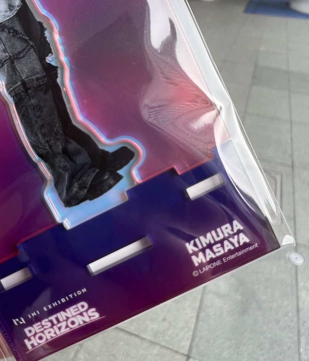 umaretategran's tweet photo. #INI_EXHIBITION #INI展

（一応物販スタッフの方には伝えたので、これ以降は再検品入ると思いますが一応）

先ほどINI展で木村君のアクスタを購入した際、アクスタ本体は木村君、台座の名前が藤牧君の物がありました。

精算前に確認した方がいいかもです。※写真は交換してもらった物です◎ https://t.co/PiRv20QAcy