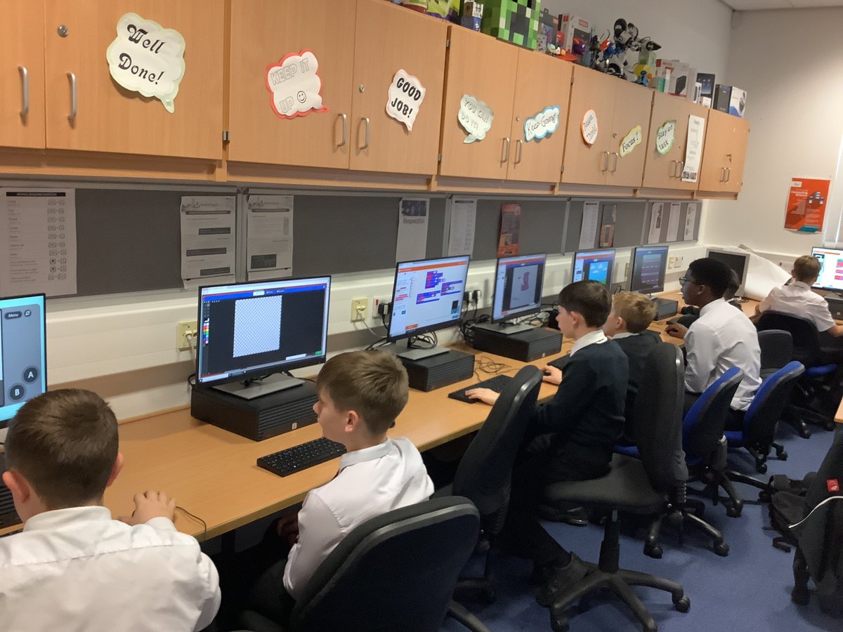 FHSComputing's tweet image. Miss Mutter’s S2 class are making their own games in @MSMakeCode and downloading them onto our @KittenBot1 Meowbits 

#weareFHS #FHSDigiLearn