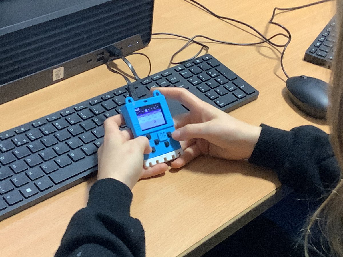 FHSComputing's tweet image. Miss Mutter’s S2 class are making their own games in @MSMakeCode and downloading them onto our @KittenBot1 Meowbits 

#weareFHS #FHSDigiLearn