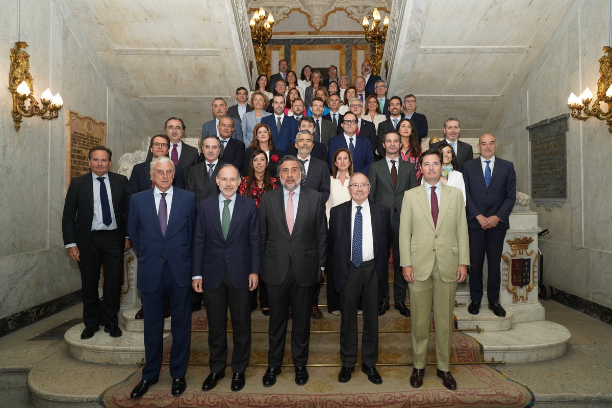 👥 Hoy reunimos a los secretarios y secretarias generales de la red cameral para profundizar en el conocimiento de las mejores prácticas de buen gobierno corporativo.