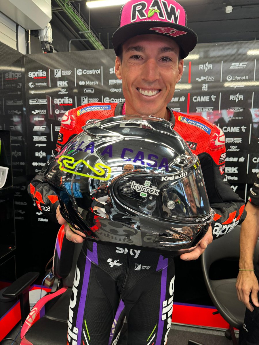 Shiny 🤩🤩! A special helmet for Aleix Espargaro this weekend in Barcelona. #MotoGP