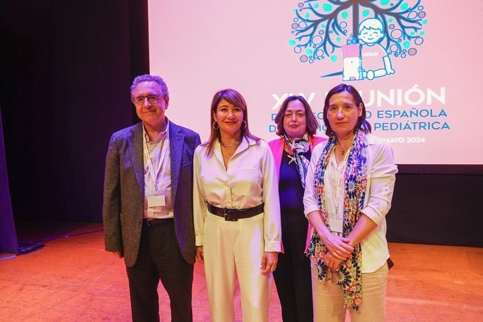 SENPneumoped's tweet photo. XLV Reunión de la @SENPneumoped
Nos honró contar con la presencia de autoridades regionales en nuestro evento anual, este año celebrado en @AytoCartagenaES
#NeumologíaPediátrica #CongresoXLV #SaludInfantil #Noesinvisible @auditorioelbatel @murcia_salud @naltres https://t.co/FOvYKDAuyk