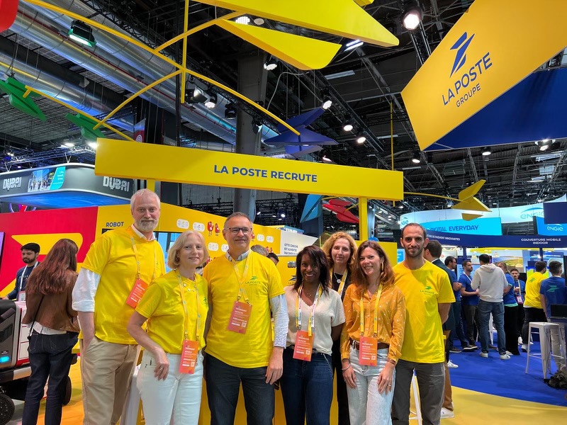 🔴 [Direct Salon #VivaTech recrutement IT]

Nouvelle journée au coeur de l’innovation, venez rencontrer l’équipe du jour pour découvrir toutes nos offres en IT et numérique !

🚩 Lab J37

#innovation #salon #recrutement #IT #IA #Numerique
#LaPoste <a href="/GroupeLaPoste/">La Poste Groupe</a>