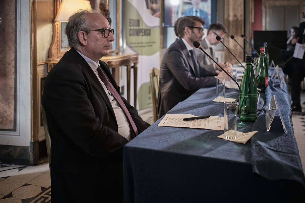 #EquoCompenso2024: ad un anno dalla Legge n. 49 un momento di confronto con i rappresentanti delle istituzioni che hanno mostrato sensibilità e attenzione verso il tema, introdotti dal nostro Presidente Andrea De Maio. 

🙏 Grazie ai relatori e ai presenti! 
<a href="/andrea0972/">Andrea De Maio</a>