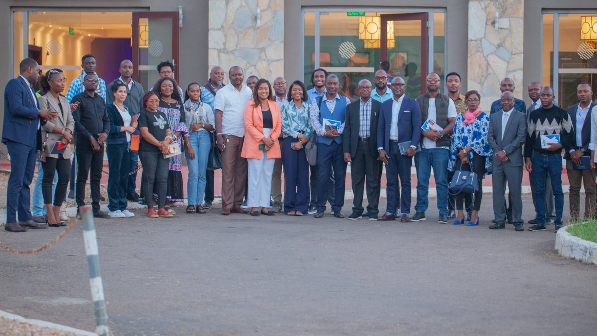 Entreprend_Mag's tweet photo. @Entreprend_Mag est fier d'avoir été partenaire #média de la MasterClass sur l'influence organisée lors de l'African Communications Week le 23 mai 2024 à #Lubumbashi! Un événement enrichissant en apprentissage et en réseautage.🌍📷 #ACW2024 #Entrepreneur #Africacommsweek #RDC https://t.co/28rf4iNQNA