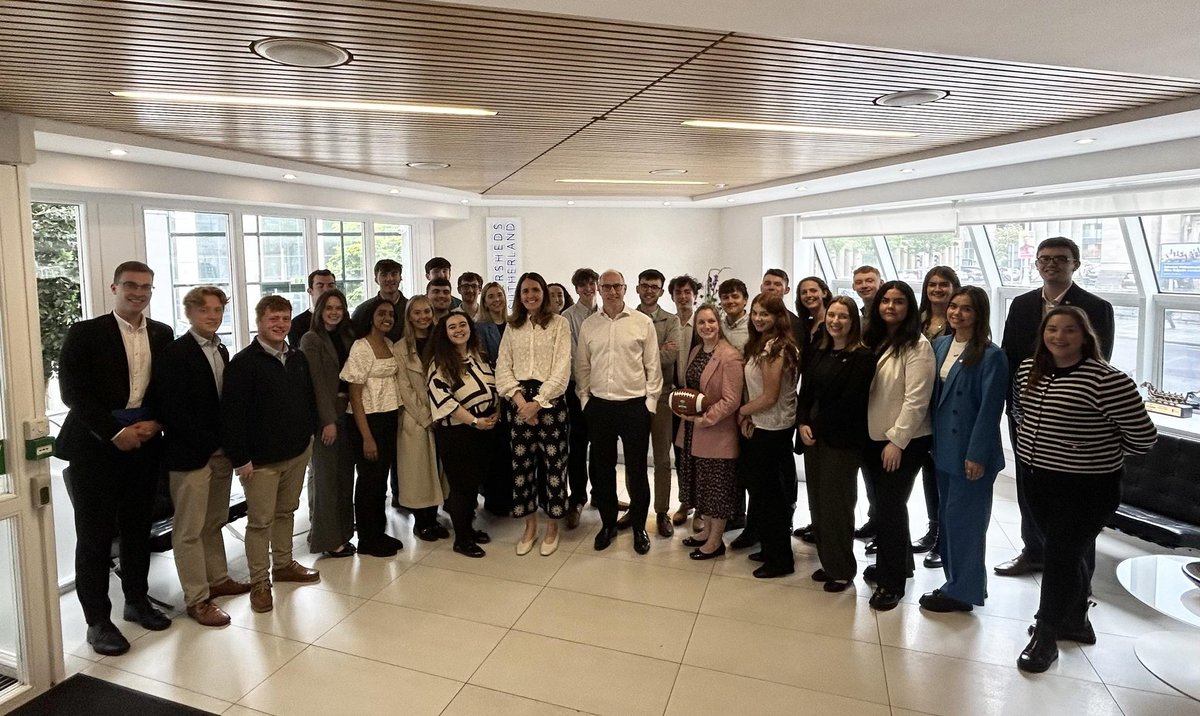 Washington Ireland Program (@wiplive) on Twitter photo Our Class of 2024 met in Dublin on Saturday for their Resilience Training with Ronan Lynagh (<a href="/rolynagh/">Ronan Lynagh</a>). Thank you to Peter Curran and Jane Gilsenan from Eversheds Sutherland LLP (Ireland) (<a href="/ESlawIE/">Eversheds Sutherland LLP (Ireland)</a>) for hosting us and Ronan for helping our students prepare for the summer ahead🇺🇲 Our Class of 2024 met in Dublin on Saturday for their Resilience Training with Ronan Lynagh (<a href="/rolynagh/">Ronan Lynagh</a>). Thank you to Peter Curran and Jane Gilsenan from Eversheds Sutherland LLP (Ireland) (<a href="/ESlawIE/">Eversheds Sutherland LLP (Ireland)</a>) for hosting us and Ronan for helping our students prepare for the summer ahead🇺🇲