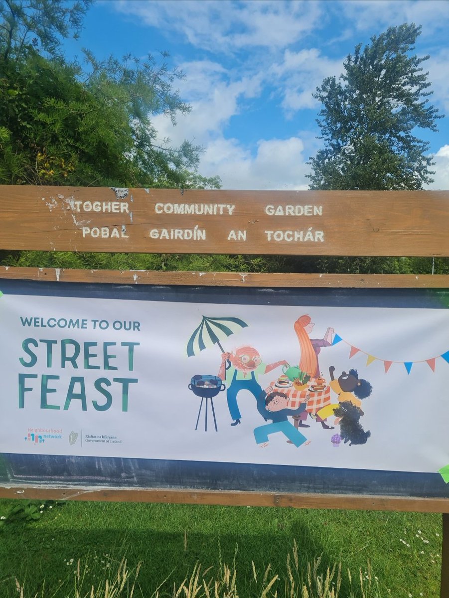 Tomorrow from 1pm until 4pm, join us in the garden for our street feast, bring something to share for the picnic table, the weather is against us but we have plenty of shelter just wear a rain coat or bring an umbrella 🌂 we will still have lots of fun 🌱🌱🌱😊😊😊