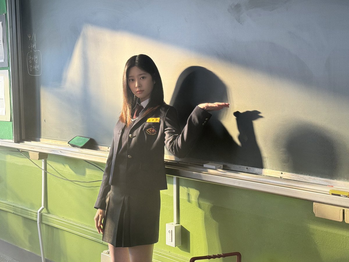 saveminju025's tweet photo. 240524 매니지먼트 숲 인스타 #김민주 https://t.co/yfPE5jKDpd