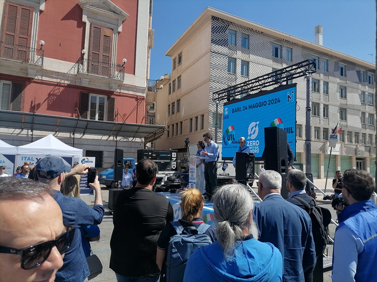 FENEALUIL Lecce (@fenealuillecce) on Twitter photo Con <a href="/IvanaVeronese/">Ivana Veronese</a> <a href="/UILofficial/">Uil Nazionale</a> <a href="/uilpuglia/">UIL Puglia</a> <a href="/FENEALUIL_/">FENEALUIL Nazionale</a> #Puglia tutta a #Bari #zeromortisulavoro per dire #bastamortisulavoro Con <a href="/IvanaVeronese/">Ivana Veronese</a> <a href="/UILofficial/">Uil Nazionale</a> <a href="/uilpuglia/">UIL Puglia</a> <a href="/FENEALUIL_/">FENEALUIL Nazionale</a> #Puglia tutta a #Bari #zeromortisulavoro per dire #bastamortisulavoro
