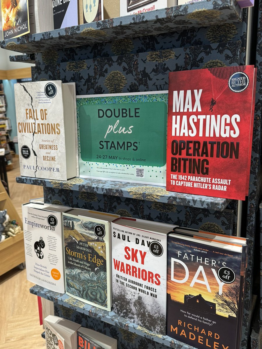 Waterstones Silverburn tweet media