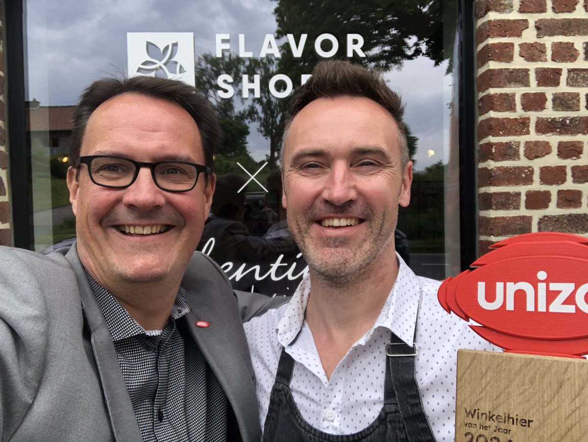 Dikke proficiat aan Flavorshop in Gooik als eerste WinkelHier van het jaar! Proficiat Birger en team voor authenticiteit, beleving en kwaliteit. Daar staat winkelHieren voor! ⁦<a href="/UNIZOvzw/">UNIZO</a>⁩