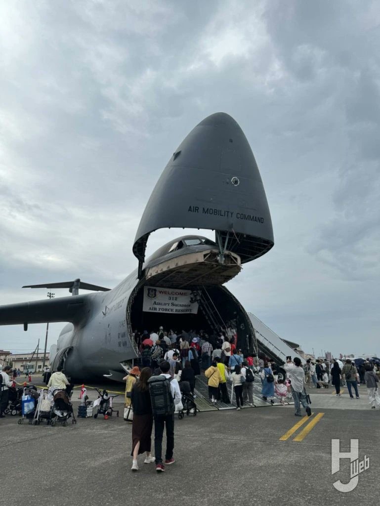 アメリカ海軍　VP-26 チャレンジ　横田基地日米友好祭 ボトルオープナー