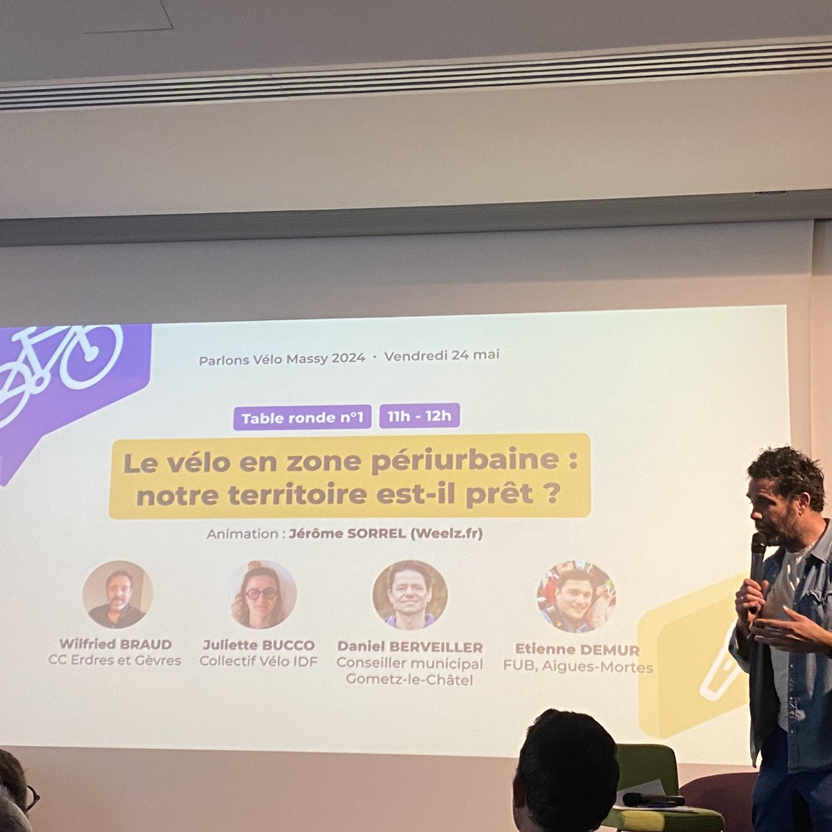 Première table ronde
.#ParlonsVeloMassy2024

<a href="/VeloIdF/">Collectif Vélo Île-de-France</a> <a href="/WilfriedBraud/">Wilfried Braud</a> <a href="/EtienneDemur/">Etienne DEMUR</a> 
#GometzLeChatel