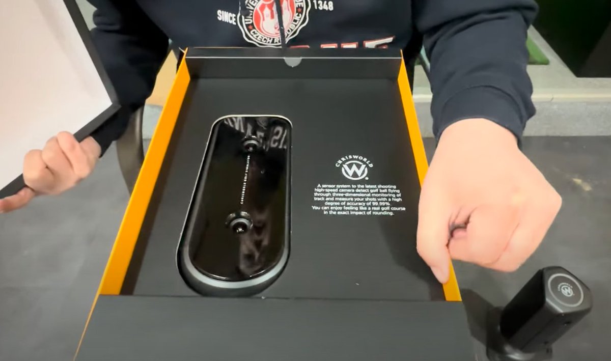 🎊We are running a special event where you can purchase the revolutionary, luxury screen golf simulator Chris-Spin golf simulator with CWA tokens!

You can get it at 40% discount (original price $3,600 -> event price $2,200)

✅Based on the CWA market price on CMC at the time of