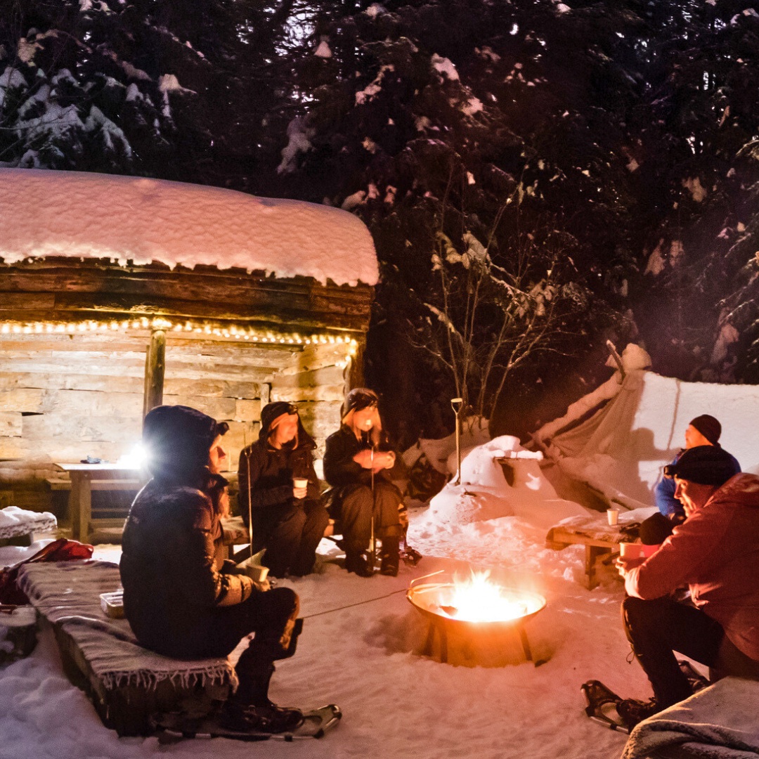 skimaxholidays's tweet image. Radiant days, beautiful sunsets, magical nights ✨ Sun Peaks, you are truly enchanting!😍 #sunpeaks #destinationbc

(📷: IG via @rorycourt @reubenkrabbe @colin_wise_man @cristinagareau)