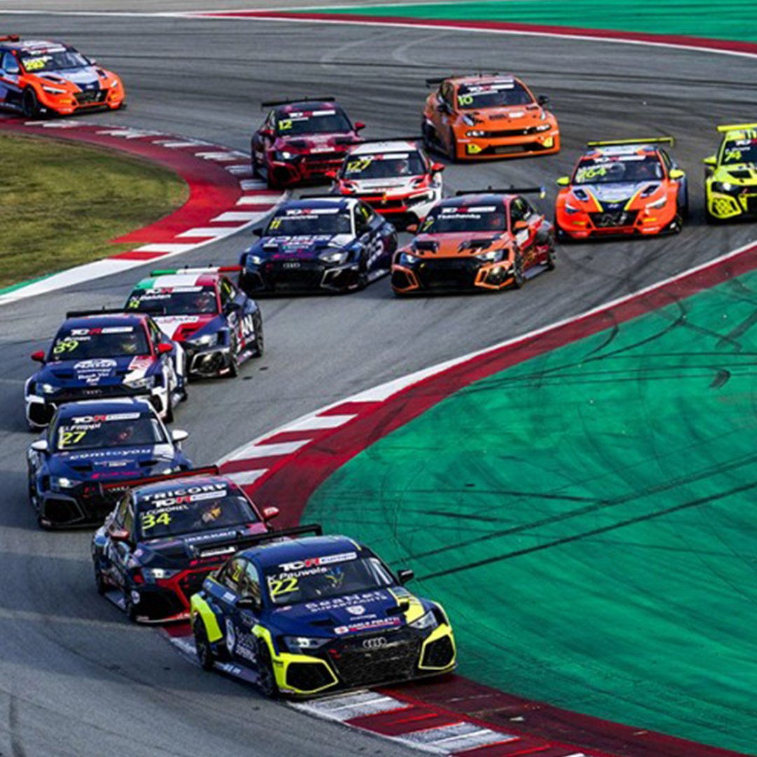 Get ready for adrenaline-pumping action at the BRSCC 2024 Oulton Park Spring Race Day

Mark your calendars for May 25th as the Oulton Park International Circuit comes alive with thrilling races and fierce competition. Don't miss out on the excitement! 

#oultonpark #brscc #race