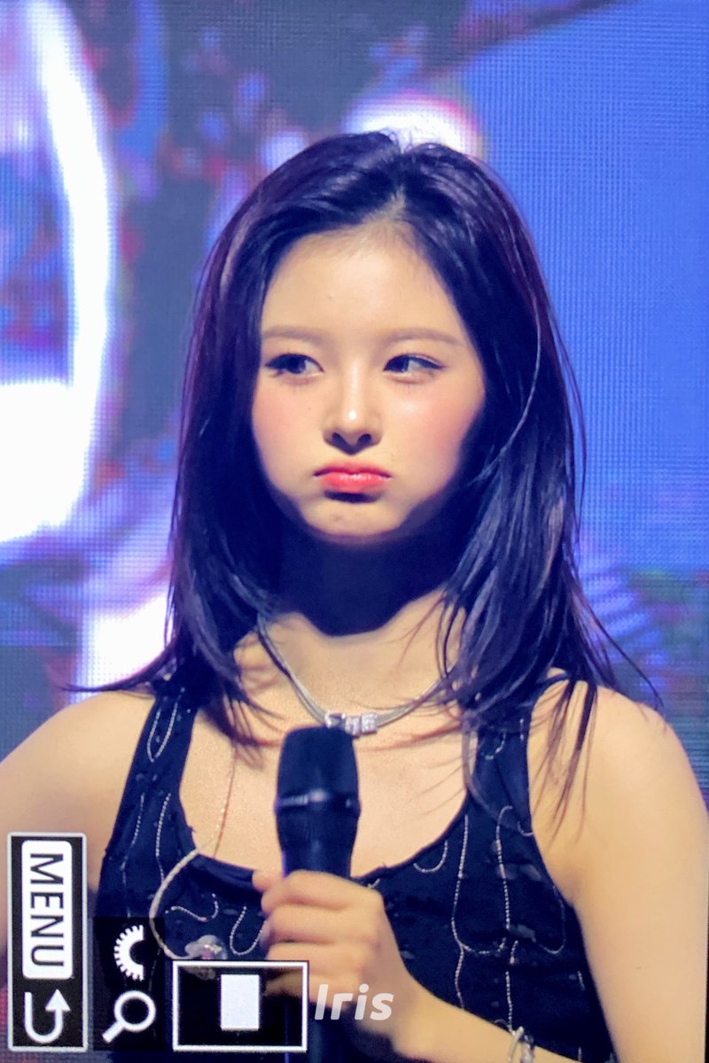 _iris_sy's tweet photo. 240524 🐰💕💕  #NMIXX #엔믹스 #SULLYOON #설윤 https://t.co/4tBjHiT5fQ