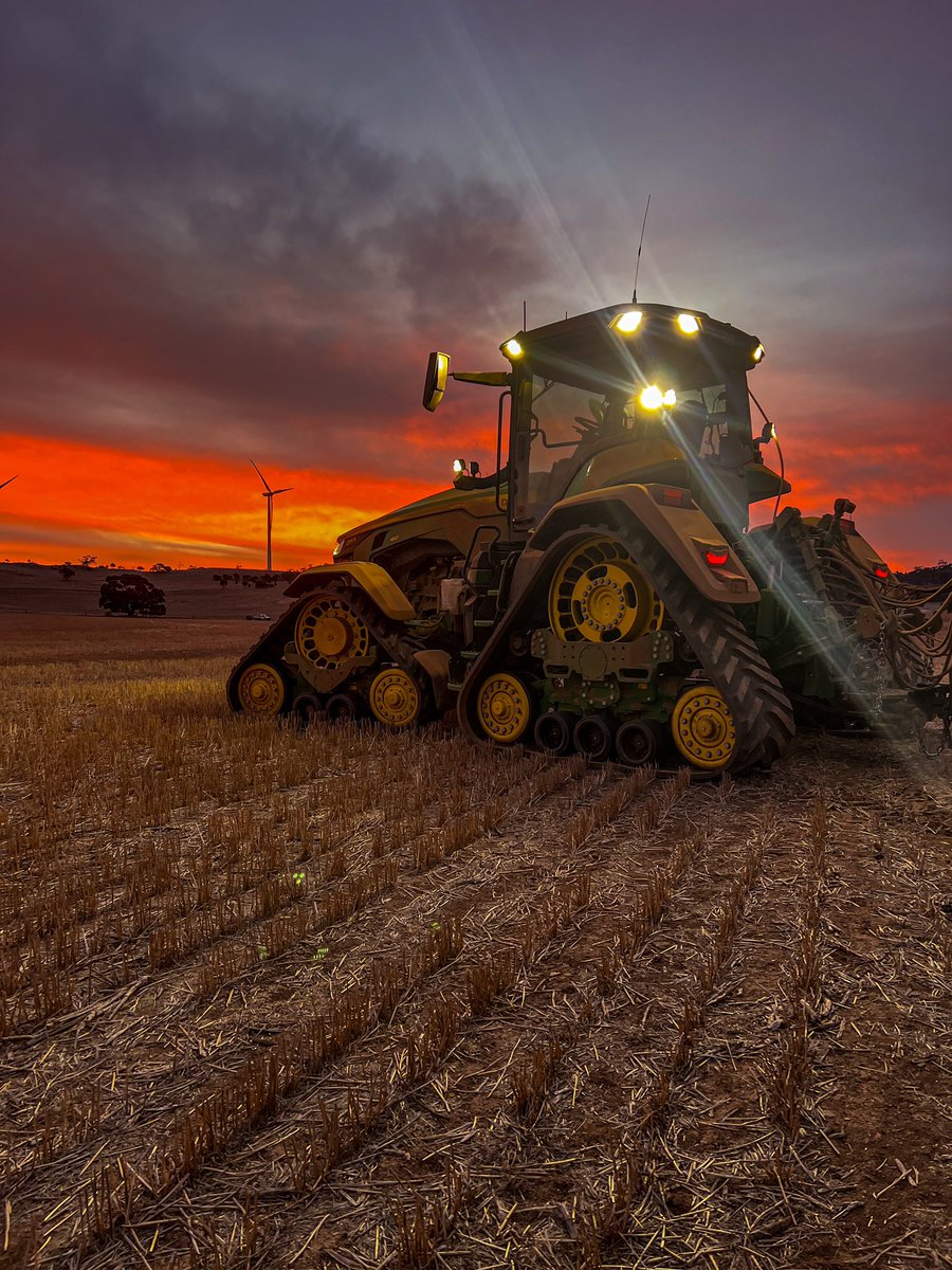 Christopher Hallion tweet media