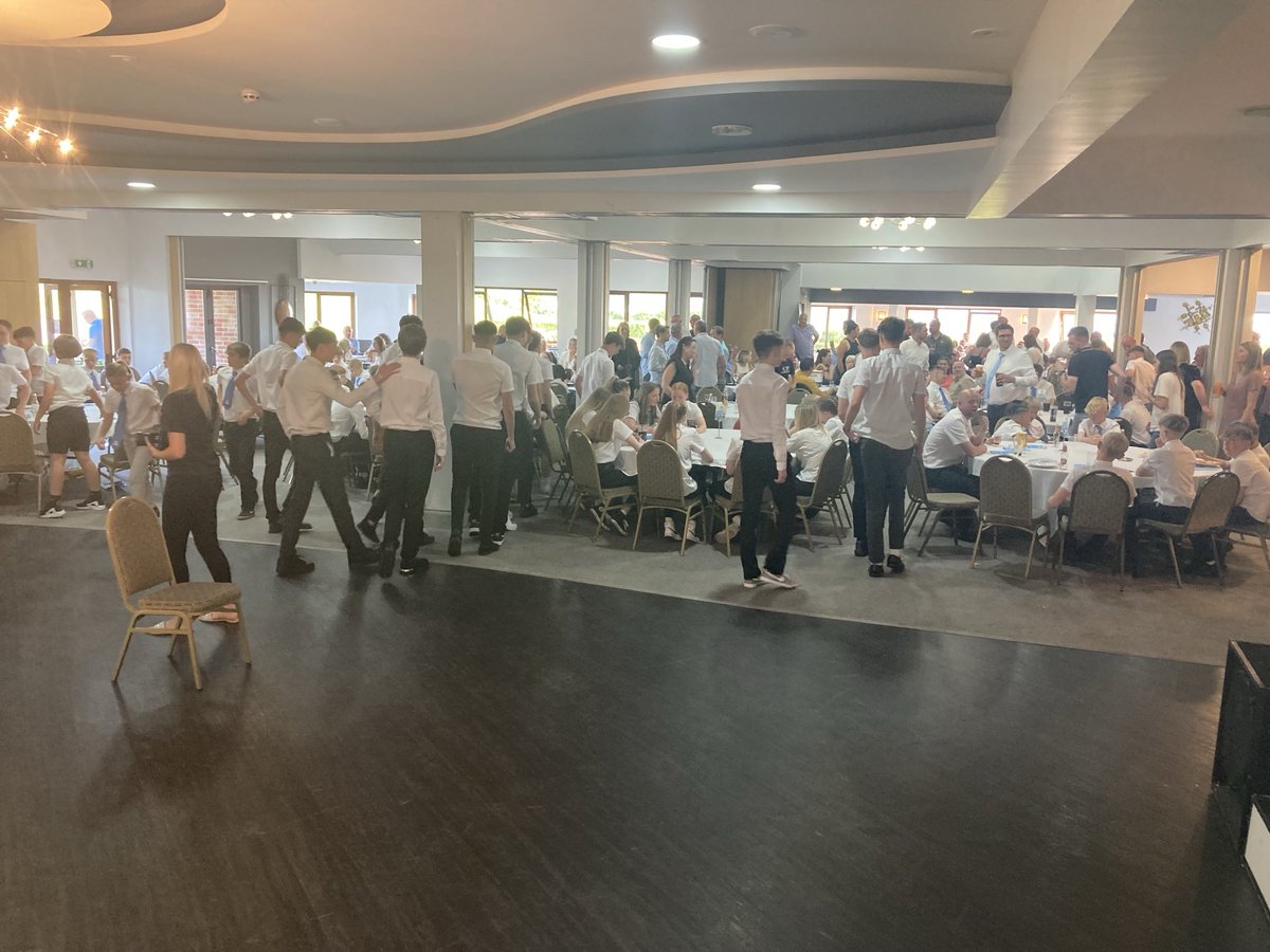 mapfootball's tweet photo. A busy weekend off and on the pitch ! Good luck to all the MAP teams in action and we look forward to welcoming all the players , families and friends to the ⁦@BoringdonParkGC⁩ for the MAP FC annual awards held over 3 sessions on Saturday and Sunday. 🏆 https://t.co/u0PNf3Nxjt
