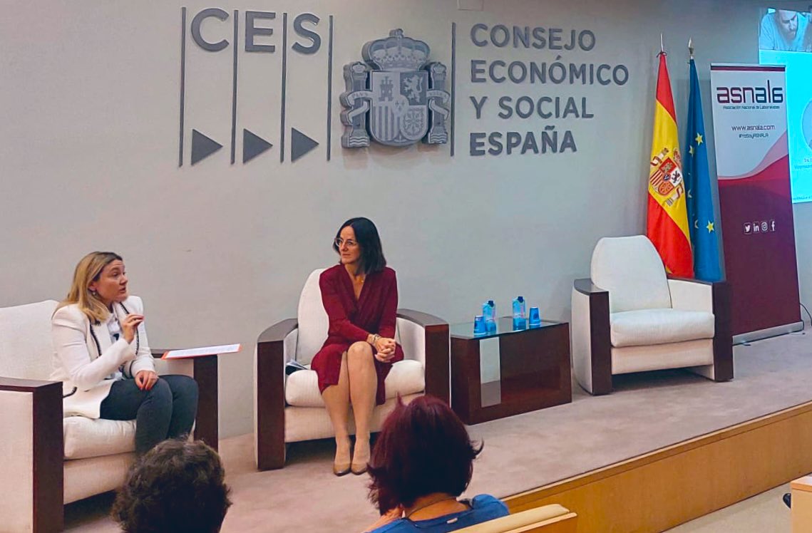 Gracias a <a href="/ASNALA_/">ASNALA</a> por traer al <a href="/CESEspana/">Consejo Económico y Social de España</a> sus jornadas formativas sobre #conciliación 

Una materia que se ha convertido en un eje central en el mundo trabajo en las últimas décadas. 

Un placer compartir inauguración con  Ana Gómez, presidenta de <a href="/ASNALA_/">ASNALA</a>