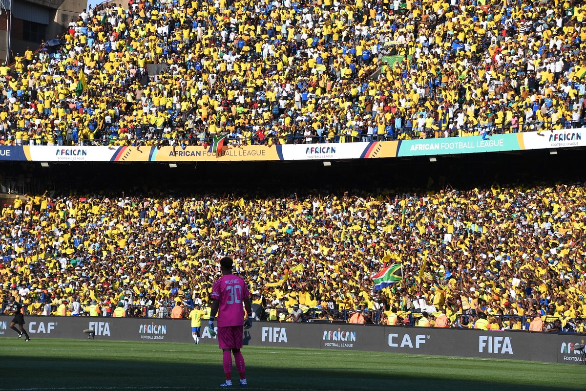 Rulani wants a full house 👀

Mamelodi Sundowns coach Rulani Mokwena has urged the Yellow Nation to fill up Loftus Versfeld Stadium to witness their team being officially crowned 2023/24 DStv Premiership champions.

Full story ➡️ brnw.ch/21wK648