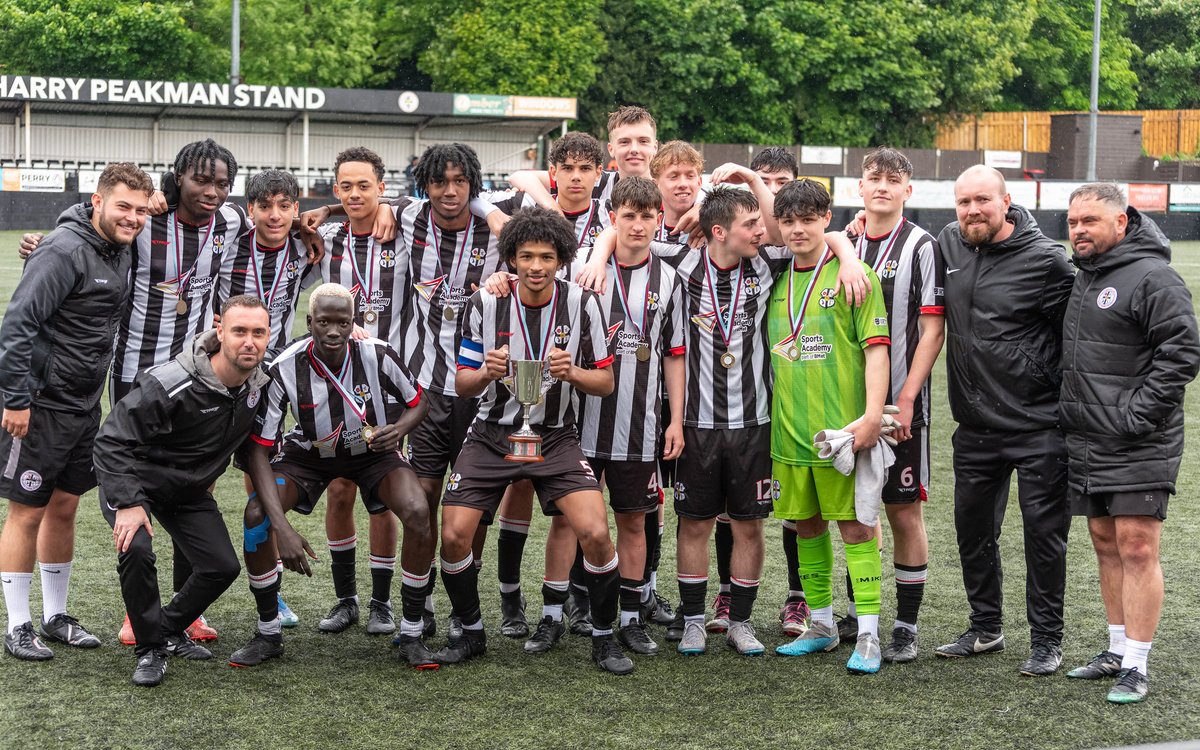 What a week it’s been for sport at BMet! ⚽️ Huge congratulations to @themikesfc for retaining the ESSSFA Cup, narrowly defeating local rivals Arthur Terry School after a tense penalty shootout. BMet have retained the trophy & remain unbeaten over 4 years – fantastic! 🏆🏆🏆🏆