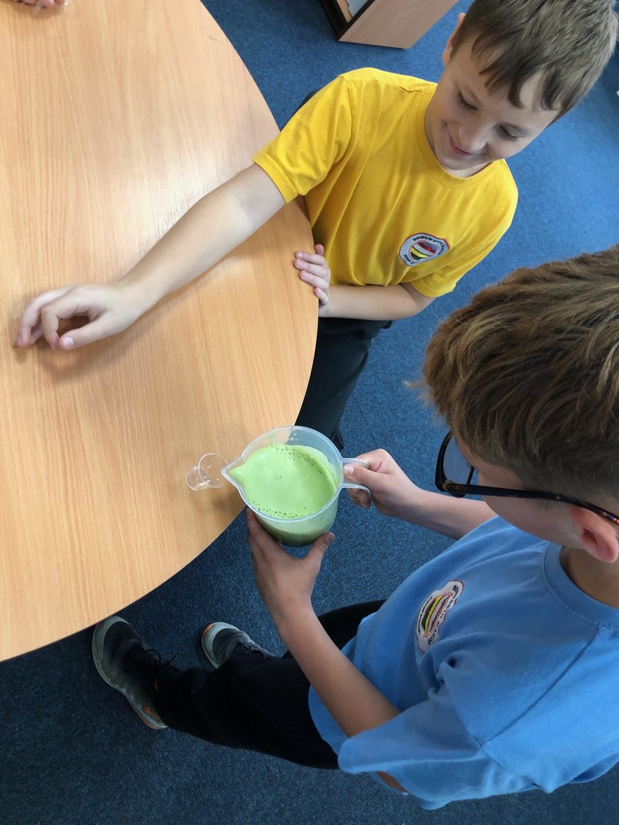 BMJClassof25's tweet photo. 1/2 This half term, Y5 have been taught PE by #RotherhamTitans and this week, they made healthy smoothies for the children to sample! We loved helping to make and tasting these delicious drinks - thanks #RotherhamTitansFoundation https://t.co/kcJn6ZIt1t