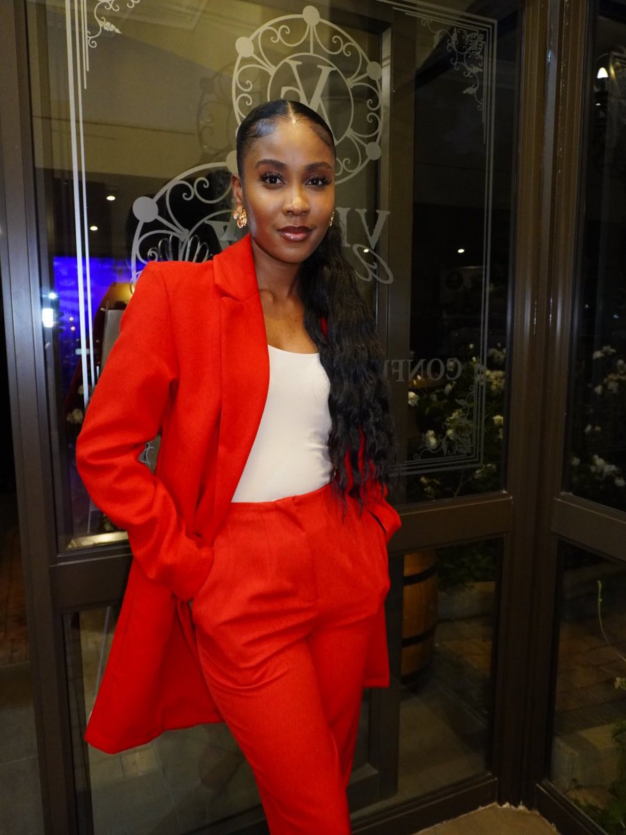 Today is world Thato day 😍😍 happy birthday gorgeous! More blessings and more grace! But more importantly more happiness bathong! Pretty nice seeing age mates killing it out here! You are an inspiration sana 🤍🌸 <a href="/callherthato/">Thato Immaculate M</a>