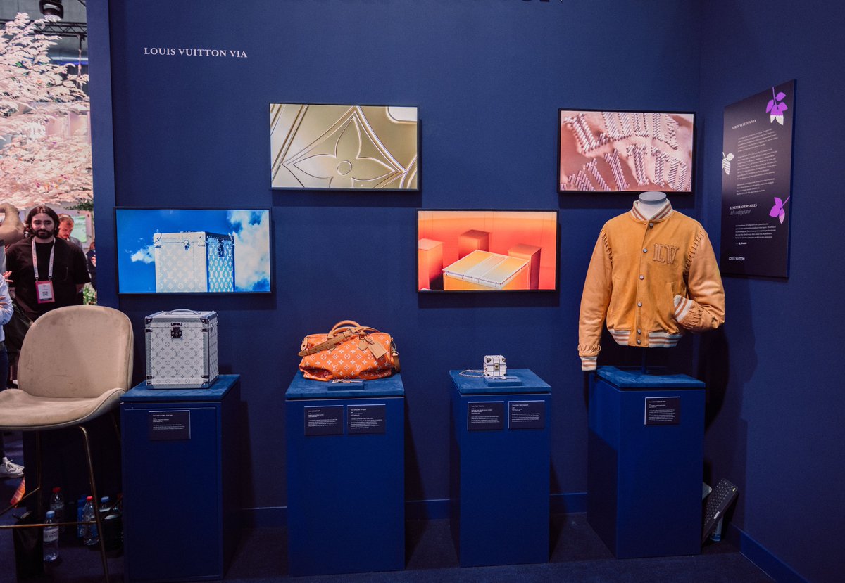 Live from #LVMH's Dream Garden at #VivaTech: discover @LouisVuitton Les Extraordinaires AI-Configurator, helping Client Advisors to present an optimal product selection that is not only tailored to each client's unique style and preferences, but that also takes into account price