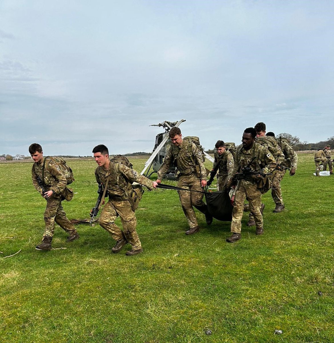 New soldiers, who recently joined our 1st Battalion, have been busy on the Viking Advanced Skills Expansion Course (VAISEC). VAISEC seeks to develop skills required of soldiers; field craft, fitness, medical skills and weapon drills. 

#RoyalAnglian #StrengthFromWithin #Soldier