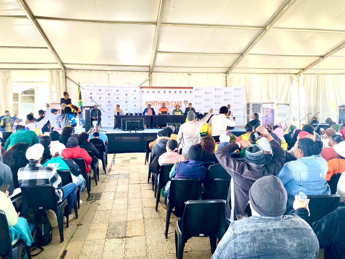 UIFBenefits's tweet photo. 📸Underway: The @deptoflabour in collaboration with @NCProvGov, today Friday, 24 May 2024, rolls-out 19 100 #LabourActivation extended skills development opportunities at the AR Abass Stadium in Kimberly. 

#UIF
#WorkingForYou https://t.co/ao1FHiChnY