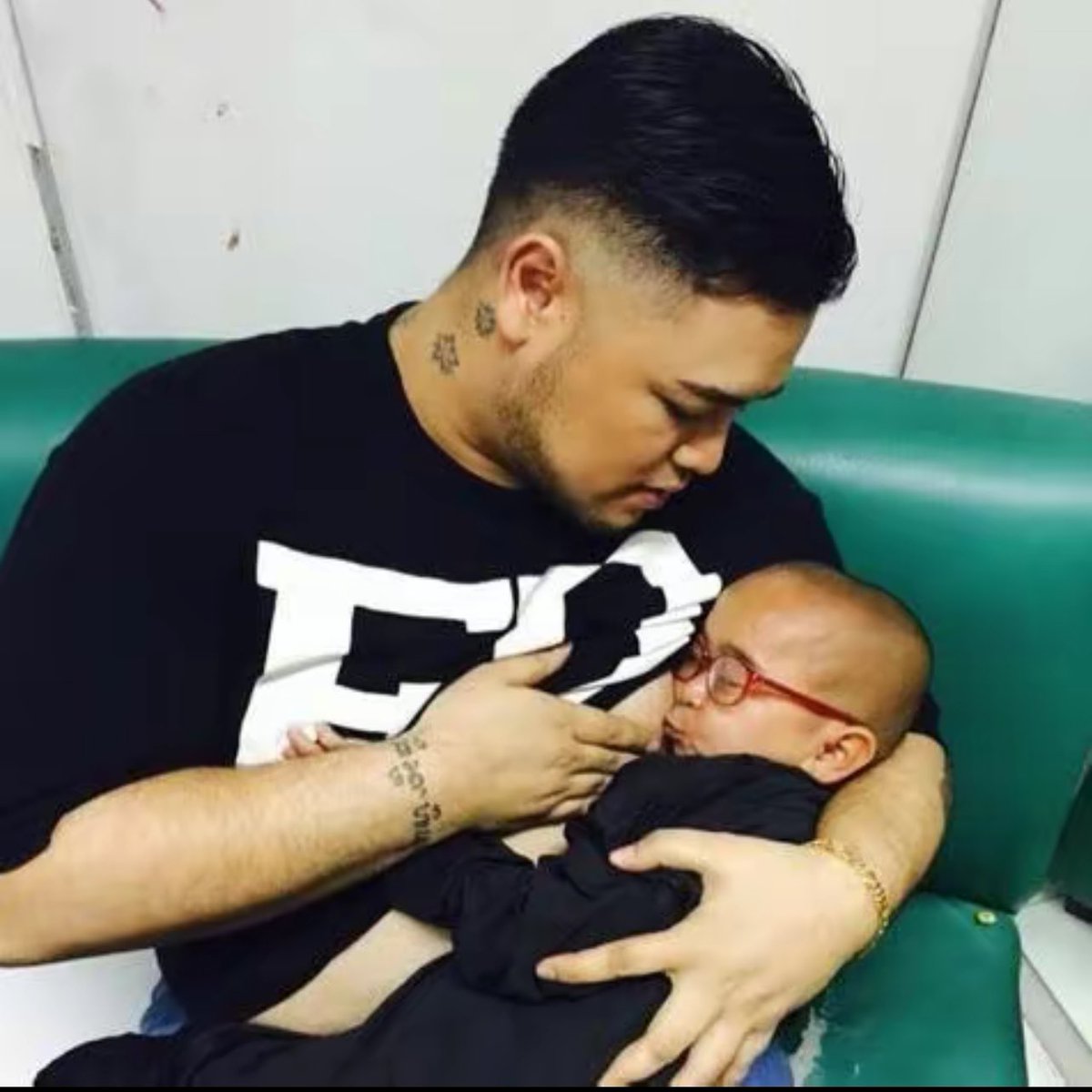 Bang Sad tweet media