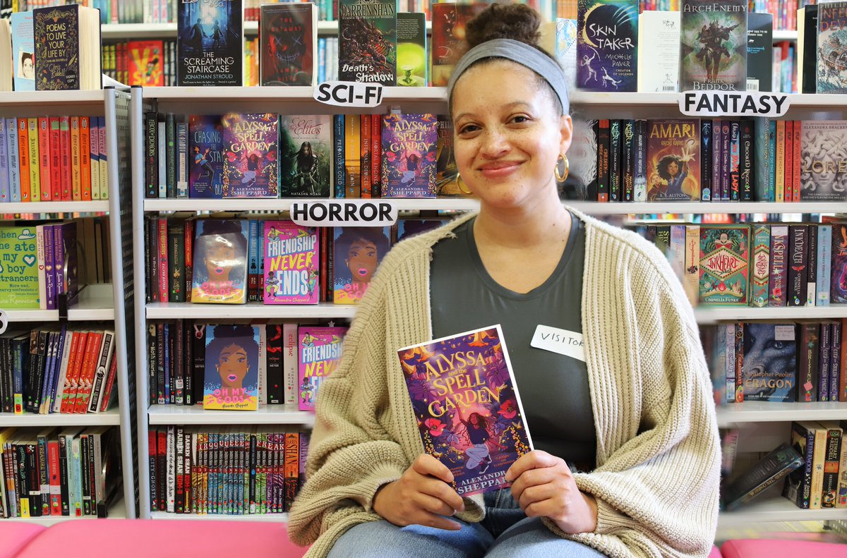 amsi_library's tweet photo. We were really lucky to have our friend @alexsheppard visit us yesterday to donate books to the library including her new novel, Alyssa and the Spell Garden!🪄🌿 Thank you so much Alex, we can't wait to get your new book into our students' hands!😄📚 
 
@AMSI_school #RfP https://t.co/wozgFHv0R4