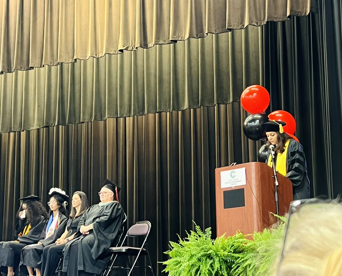 Dr. Lisa Duffey tweet media