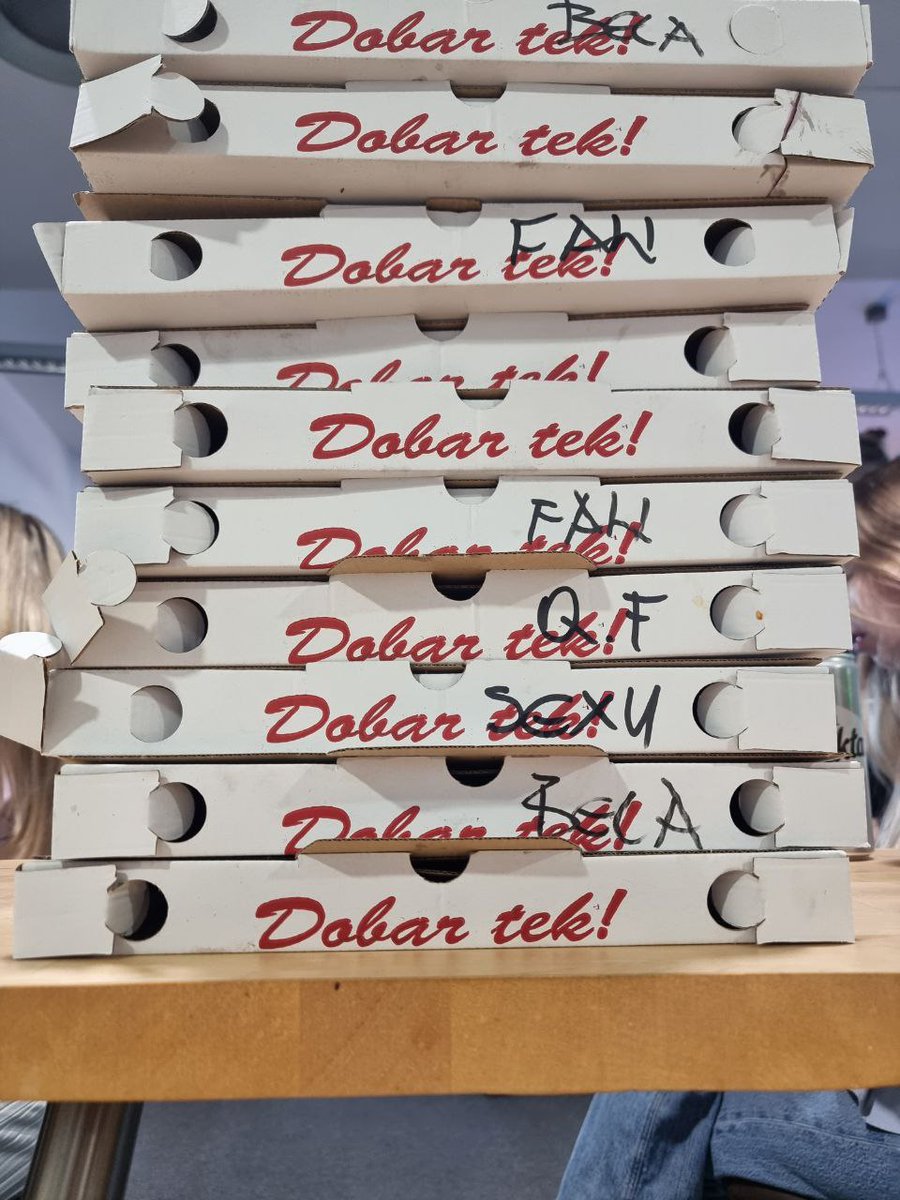 HoB_ZG's tweet photo. 🎉🍕 GIVEAWAY ALERT! 🍕🎉

We're teaming up with @theRZLT  and @Pizza_DAO  to bring you this delicious opportunity. 

We’re giving away $100+ worth of pizza, which means about 10 lucky winners will get to indulge. Don’t miss out! https://t.co/qA2qjL9Zep