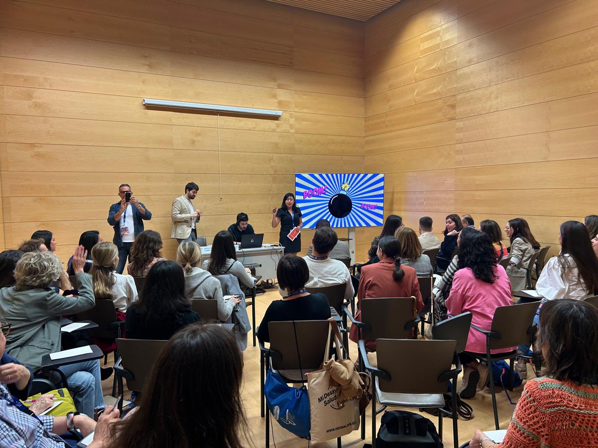 gastroprimaria's tweet photo. Estamos en el Taller: un, dos, tres patología abdominal y ecografía en las #jornadasactualizacion2024 @SEMERGENap con @gastroprimaria y @GTEcoSemergen https://t.co/ifcCoJqNvf