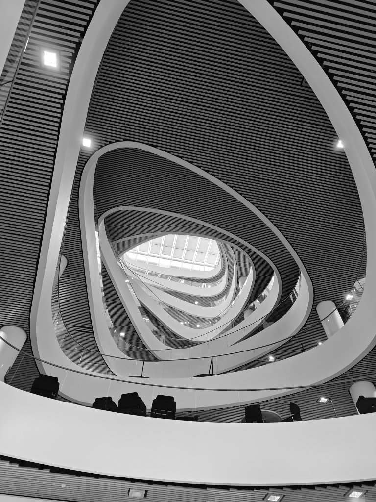 Yesterday was all about sharing learnings, laughter, concerns and warmth with the wonderful #public_engagement community in Scotland! A whole day in a library of a 500 year old Uni, I couldn't have asked for more! 
A big thankyou to the amazing organisers &amp; speakers!
#ScotPENAG24