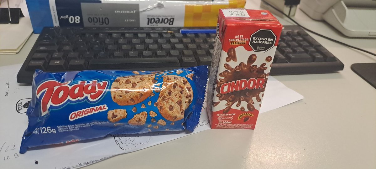 lucasrossignoli's tweet photo. Hoy desayuno de campeones. https://t.co/zz3qJBYnX5