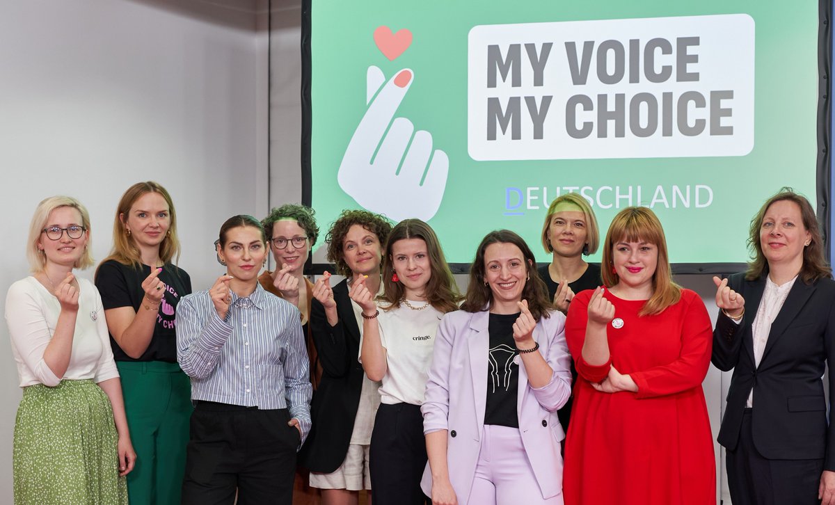 pro familia Bundesverband (@profamilia_bv) on Twitter photo 20 Millionen Frauen in Europa haben keinen Zugang zu Schwangerschaftsabbrüchen. Wir fordern gemeinsam einen kostenfreien und sicheren Zugang zu Schwangerschaftsabbrüchen für alle Europäer*innen! #myvoicemychoice Foto von <a href="/sapnarichter/">sapnarichter</a>
taz.de/Europaweite-Bu… 20 Millionen Frauen in Europa haben keinen Zugang zu Schwangerschaftsabbrüchen. Wir fordern gemeinsam einen kostenfreien und sicheren Zugang zu Schwangerschaftsabbrüchen für alle Europäer*innen! #myvoicemychoice Foto von <a href="/sapnarichter/">sapnarichter</a>
taz.de/Europaweite-Bu…