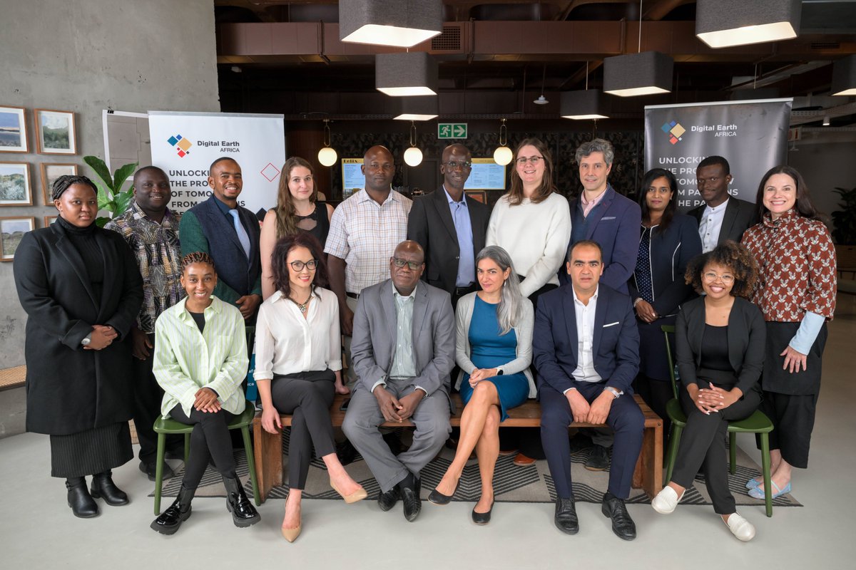 Last week, DE Africa was thrilled to have hosted our implementing partners, along with our interim host RIIS, for a week of planning and discussion. Thanks to
@RCMRD,@AGRHYMET,@CSE, @OSS and
@AFRIGIST for travelling to SA to meet with us.   #eodata #africa #innovation