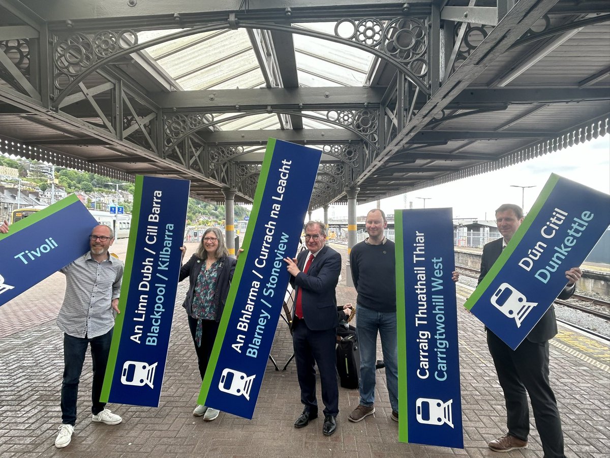 An extremely positive day for transport in Cork as a landmark €50m contract for design of eight Cork commuter rail stations has been announced. 🛑 🚝 It also includes a new depot to store a new 150-strong fleet for Cork's €1.6bn high-frequency commuter rail project 🚆 The new