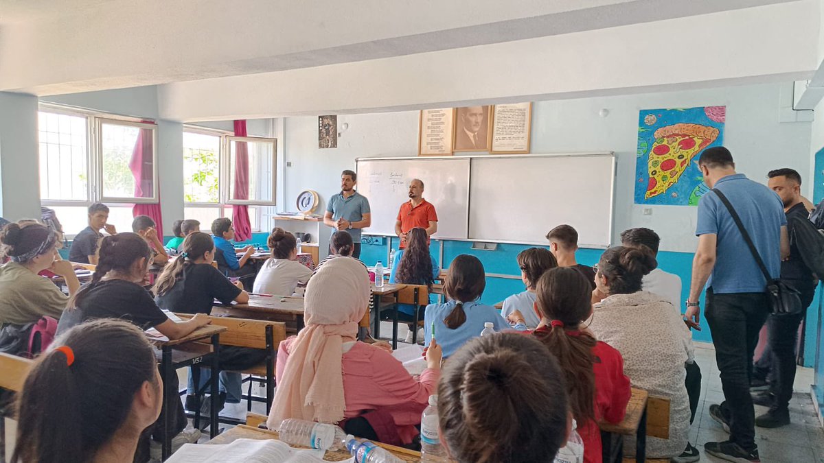 ahmtal47's tweet photo. Mesleki ve Teknik Anadolu Liselerinin Tanıtım Faaliyetleri kapsamında, İlçemiz ortaokul son sınıf öğrencileriyle, tanıtım  buluşmaları gerçekleştirdik. @mardinilmem @Murat69_Demir @kiziltepemem47 @akadirgms https://t.co/RNSzfCDf2I