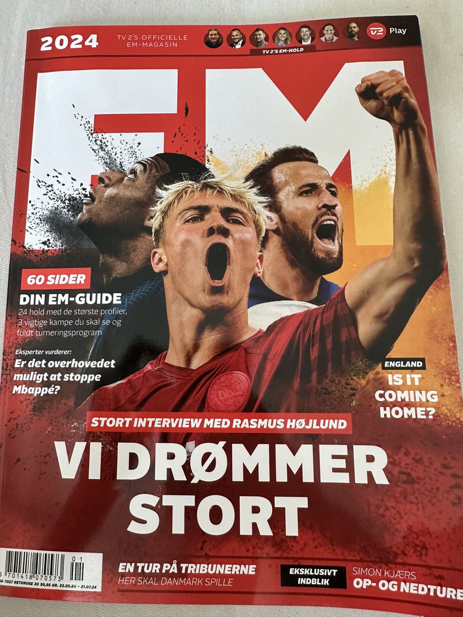 EM-feberen raser!!!
Kongen af Danmark er ude med Gulddreng 🎺
TV2’s EM magasin er ude i din lokale kiosk 😍😍

Jeg har kigget på de 24 hold og skrevet lidt om:
- Ham/det jeg glæder mig til at se.
- Ham/det der bliver afgørende.
- Gennembruddet 🤩🏆

Jeg glæder mig næsten ikke……