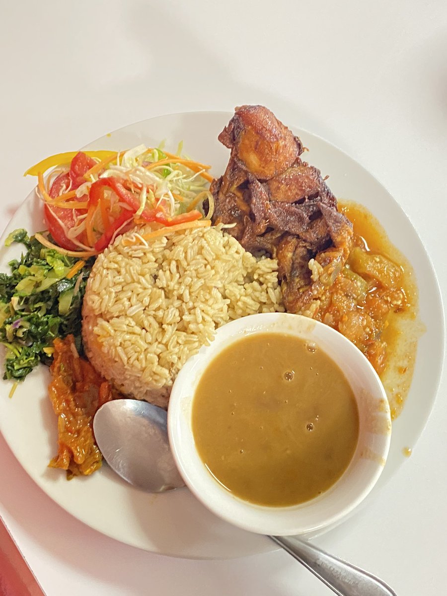 asiliasali's tweet photo. Unatumia sh ngap kwa ajili ya lunch? https://t.co/rHFxO6MkZG